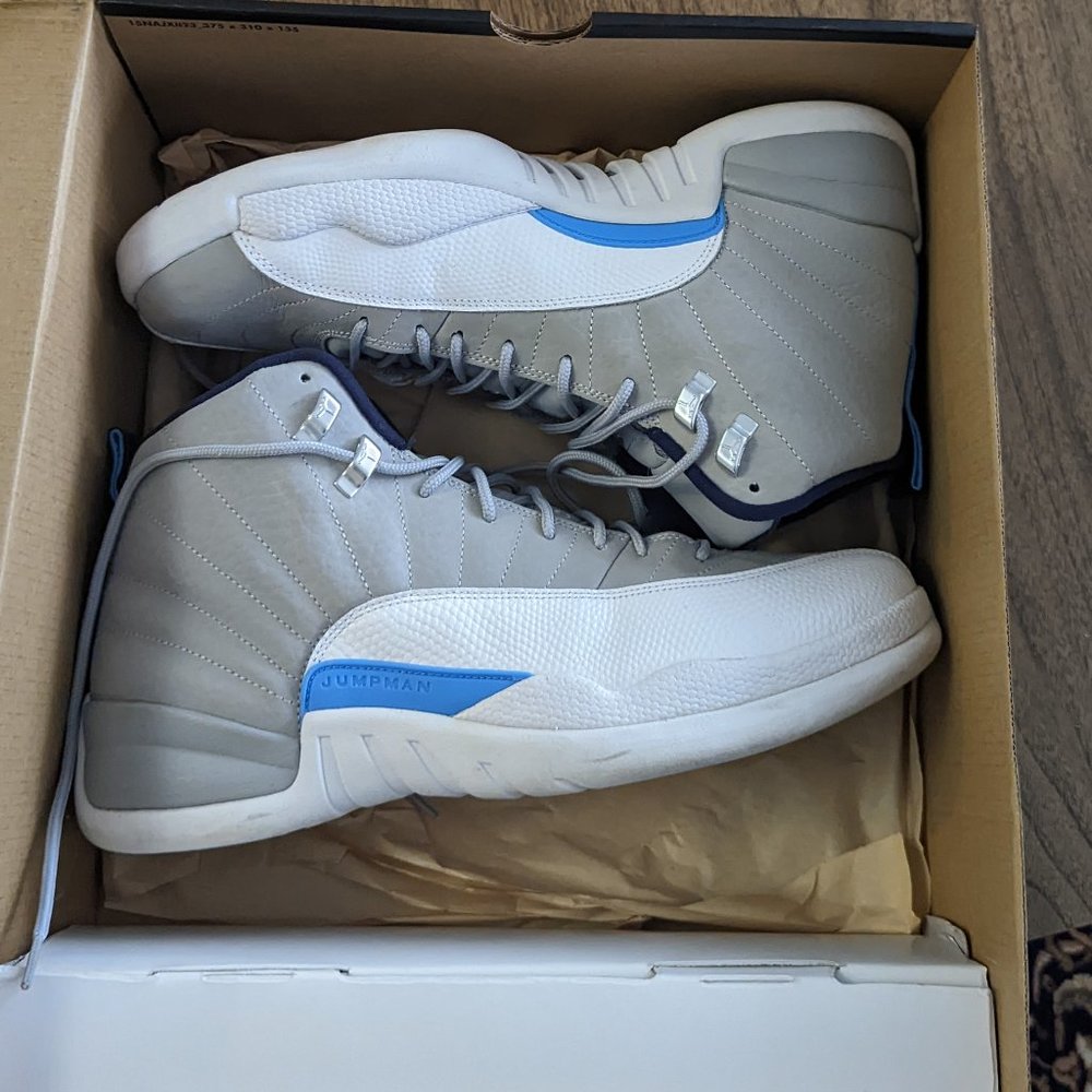 Jordan 12 Retro UNC